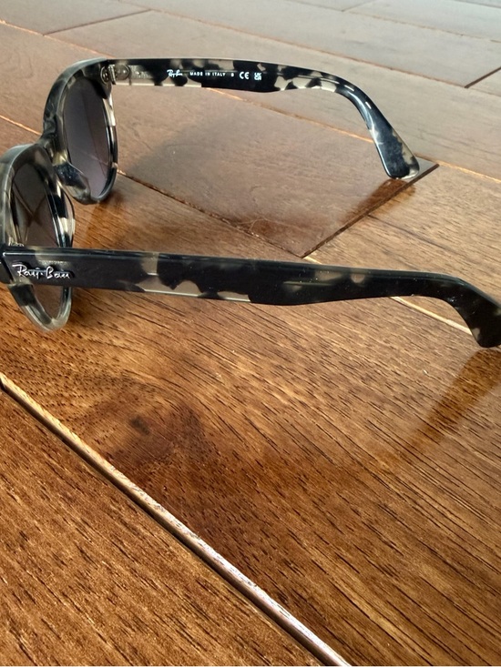 Ray-Ban Sunglasses main image 6